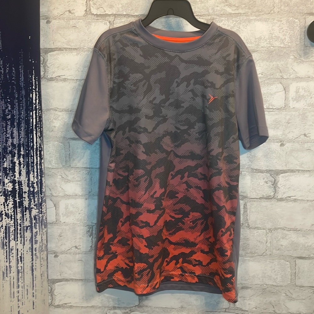 Boys dry fit Tee M